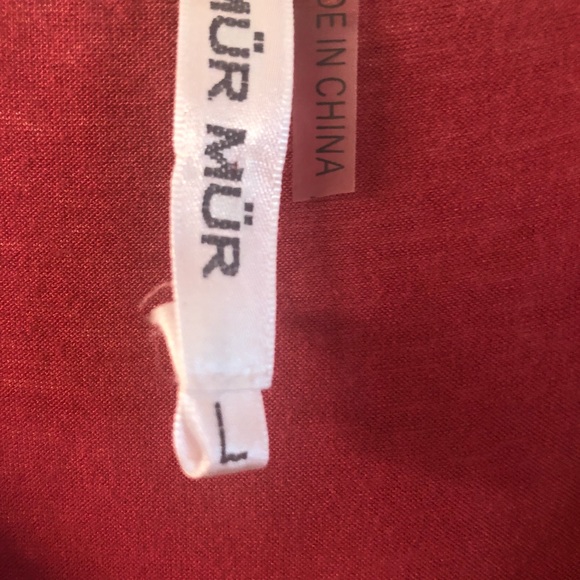 Boutique cold shoulder tunic - Picture 2 of 3